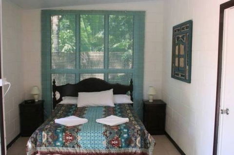 Shambhala Retreat Magnetic Island Cottages - Holiday Find 2