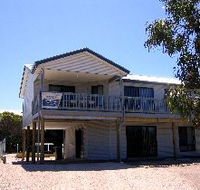 Acacia Beach House - Holiday Find