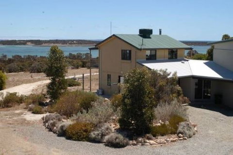 Southern Ocean Lookout - Holiday Find 2