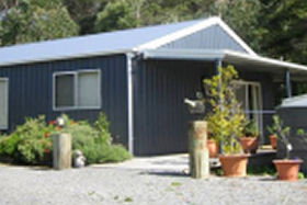 Blackwood Studio Accommodation - Holiday Find 0