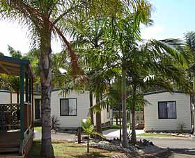 Port Macquarie Holiday Cabins - Holiday Find 0