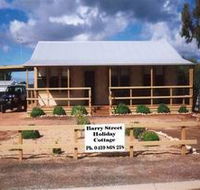 Cowell Barry Street Holiday Cottage - Holiday Find