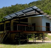 Creek Valley Rainforest Retreat - Holiday Find