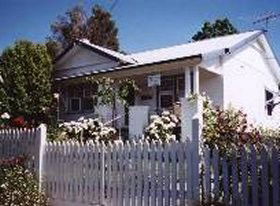 Crabapple Cottage - Holiday Find 0