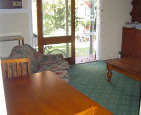 Oakleigh South VIC Holiday Find