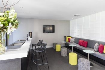Travelodge Macquarie North Ryde Hotel - Holiday Find 6