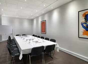 Adina Apartment Hotel Sydney, Harbourside - Holiday Find 10