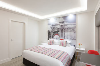 Abode By Easystay - Holiday Find 10