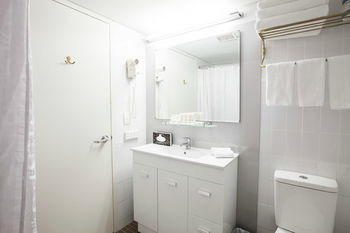 Metro Hotel Marlow Sydney Central - Holiday Find 5