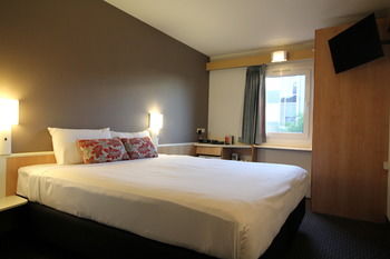 Ibis Newcastle - Holiday Find 7