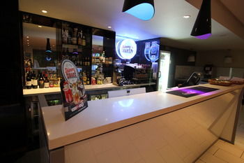 Ibis Newcastle - Holiday Find 14
