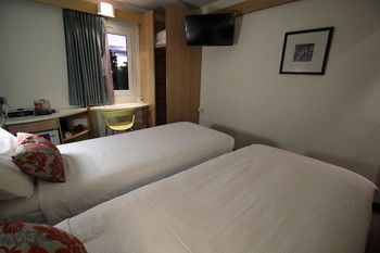 Ibis Newcastle - Holiday Find 15
