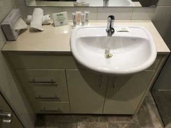 APX Darling Harbour - Holiday Find 0