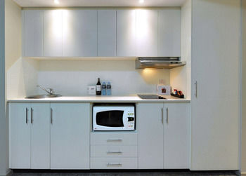 APX Darling Harbour - Holiday Find 14