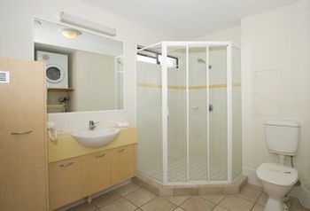Beach Retreat Coolum - Holiday Find 11