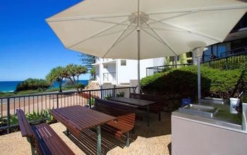 Beach Retreat Coolum - Holiday Find 13