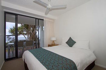 Beach Retreat Coolum - Holiday Find 19