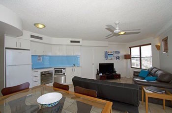Beach Retreat Coolum - Holiday Find 37