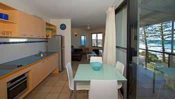 Beach Retreat Coolum - Holiday Find 39