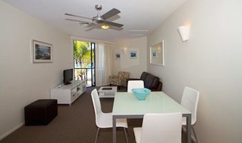 Beach Retreat Coolum - Holiday Find 44