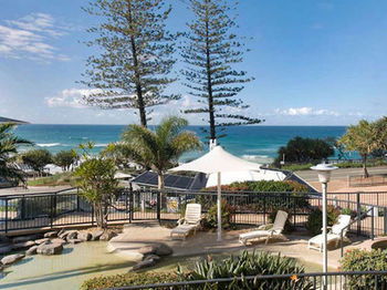 Beach Retreat Coolum - Holiday Find 48