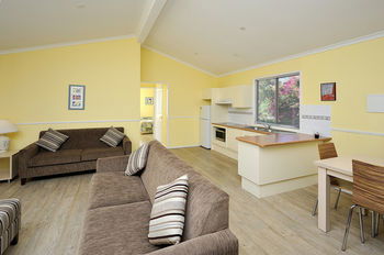 Sydney Lakeside Holiday Park - Holiday Find 13