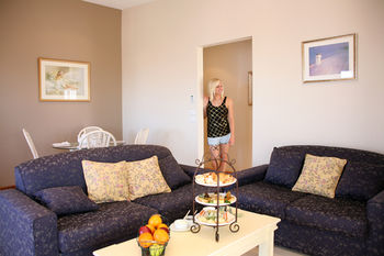 Lavender House B&B - Holiday Find 14