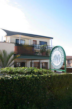 Lavender House B&B - Holiday Find 24