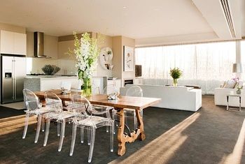 Art Series - The Olsen - Holiday Find 45