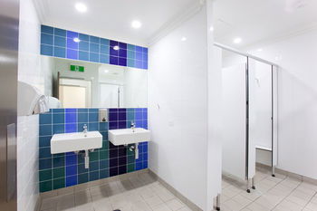 Bounce Sydney - Hostel - Holiday Find 9