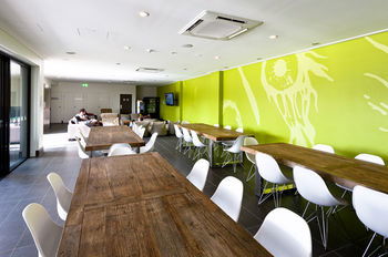 Bounce Sydney - Hostel - Holiday Find 10