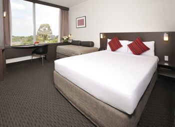 Ibis Melbourne Glen Waverley - Holiday Find 10