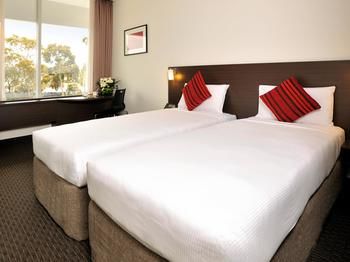 Ibis Melbourne Glen Waverley - Holiday Find 26