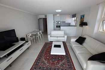 84 The Spit - Holiday Find 24