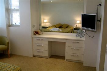 84 The Spit - Holiday Find 31