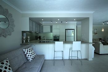 84 The Spit - Holiday Find 47