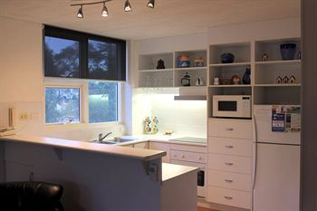 84 The Spit - Holiday Find 50