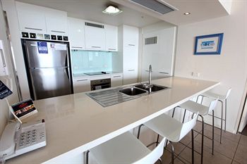 84 The Spit - Holiday Find 51