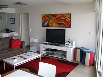 84 The Spit - Holiday Find 54