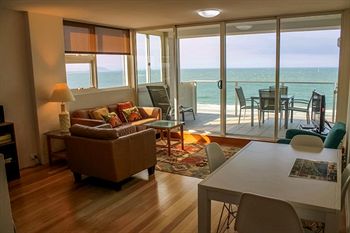 84 The Spit - Holiday Find 55