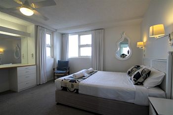 84 The Spit - Holiday Find 61