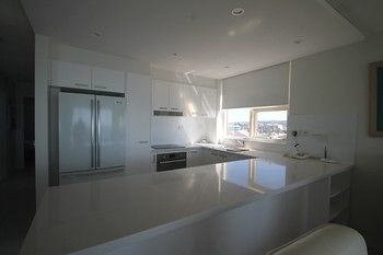 84 The Spit - Holiday Find 87