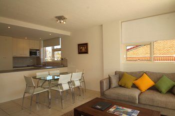 84 The Spit - Holiday Find 88