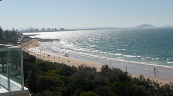 84 The Spit - Holiday Find 100