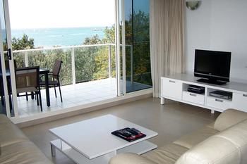 84 The Spit - Holiday Find 147