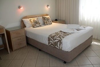 84 The Spit - Holiday Find 168