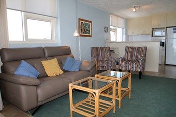 84 The Spit - Holiday Find 174