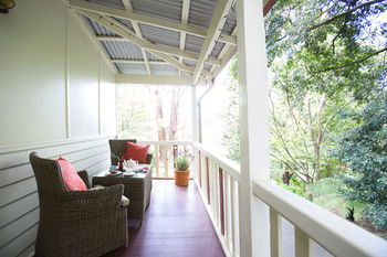 Adeline Bed And Breakfast - Holiday Find 16