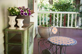 Adeline Bed And Breakfast - Holiday Find 24