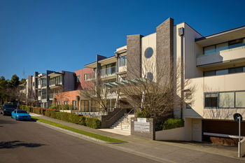 Apartments @ Glen Waverley - Holiday Find 1